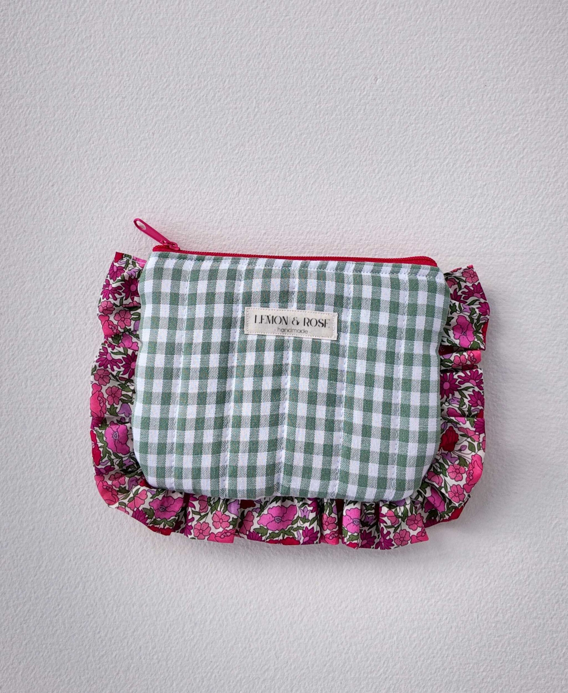 Ruffle mini pouch