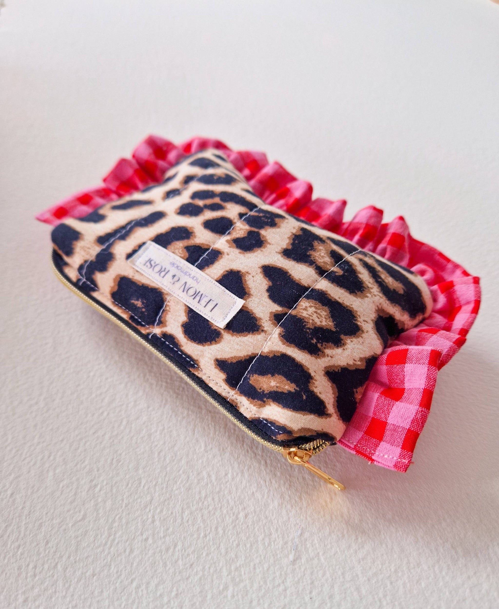 Ruffle mini pouch