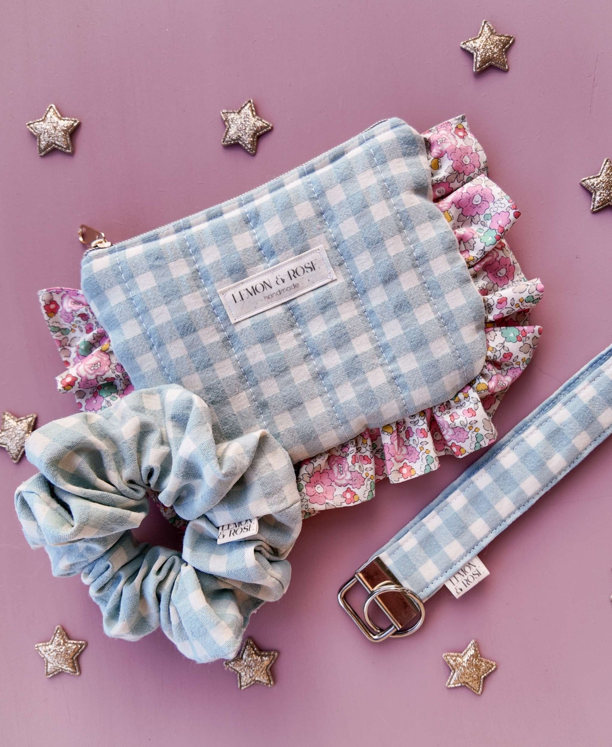 Ruffle mini pouch